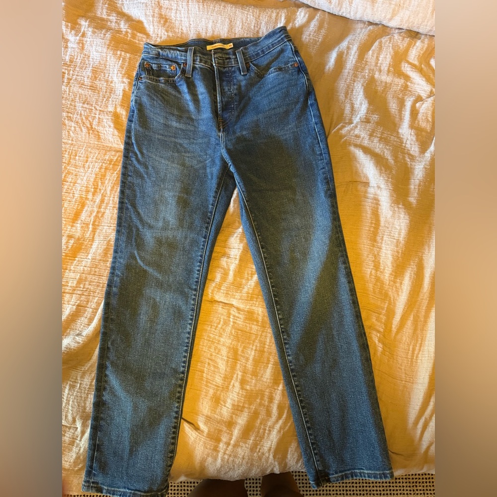 Levi's Blue Straight Leg Jeans Versatile Everyday Wear